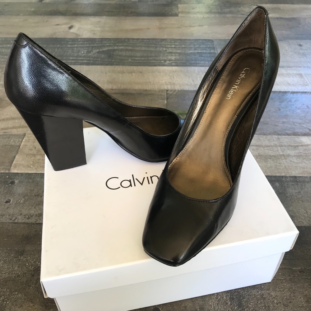 Calvin Klein Black Lala Kidskin Pumps - Size 7